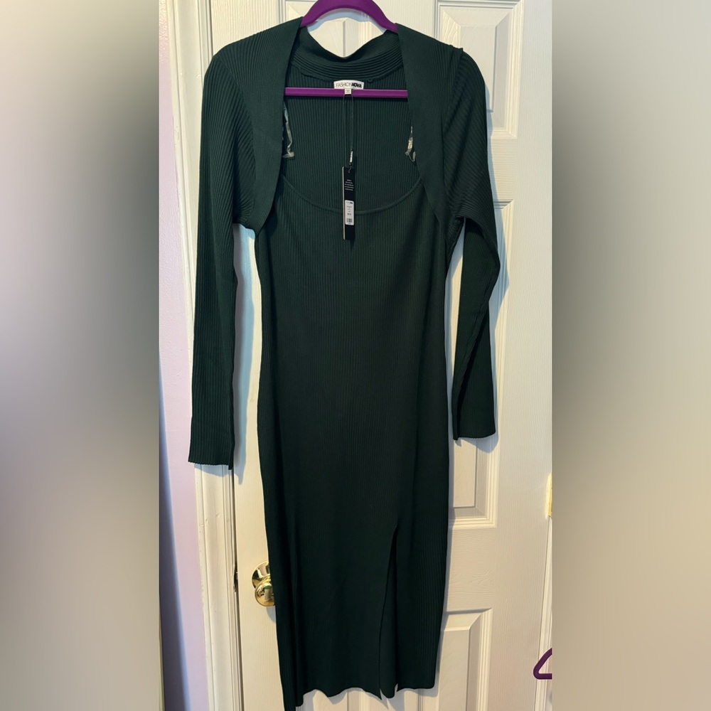 Fashion Nova Green Long Sleeve Sheath Dress